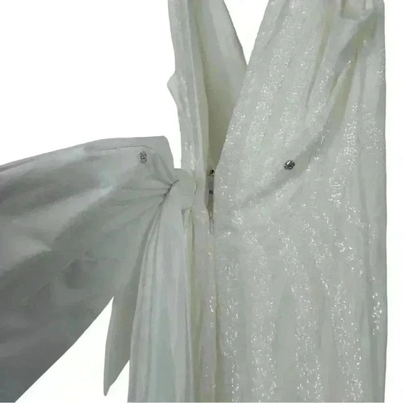 Rebecca Vallance Davina Bow Wedding Gown Ivory US 2 NWT – Modern Bridal Dress - Picture 12 of 16